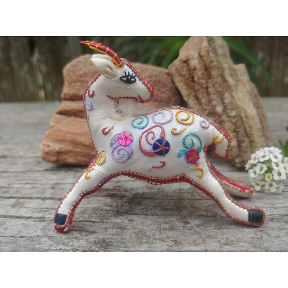 Vintage Miniature Embroidered Silk Stuffed Gazelle - Picture 6 of 10
